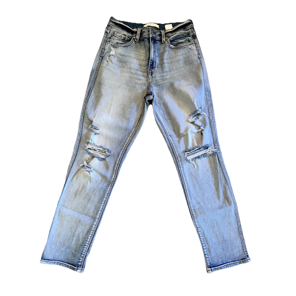 SALE - 3/$25 Eunina Womens 7 Low Rise Mica Straight Leg Ankle Jeans *54